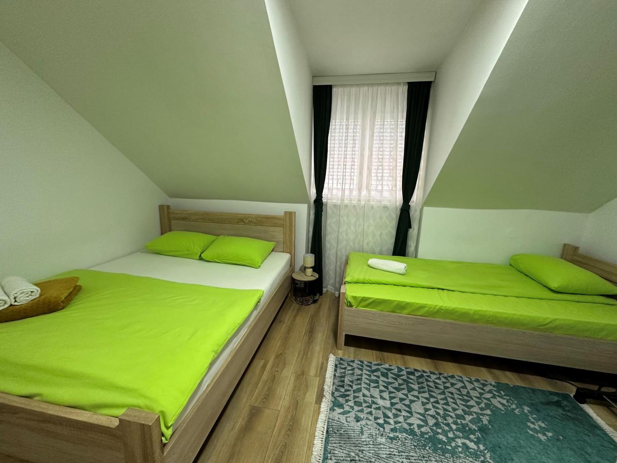 Apartman Vucinic ツェティニェ エクステリア 写真